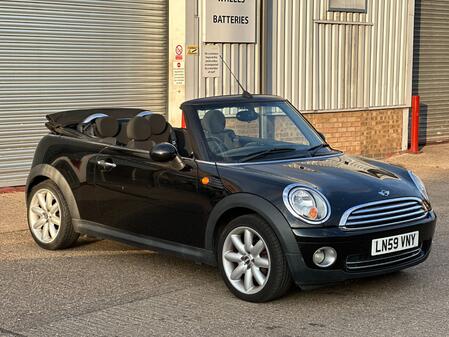 MINI CONVERTIBLE 1.6 Cooper Convertible